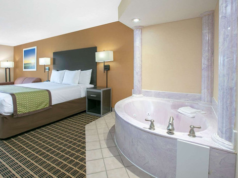 哈密尔顿戴斯酒店主图