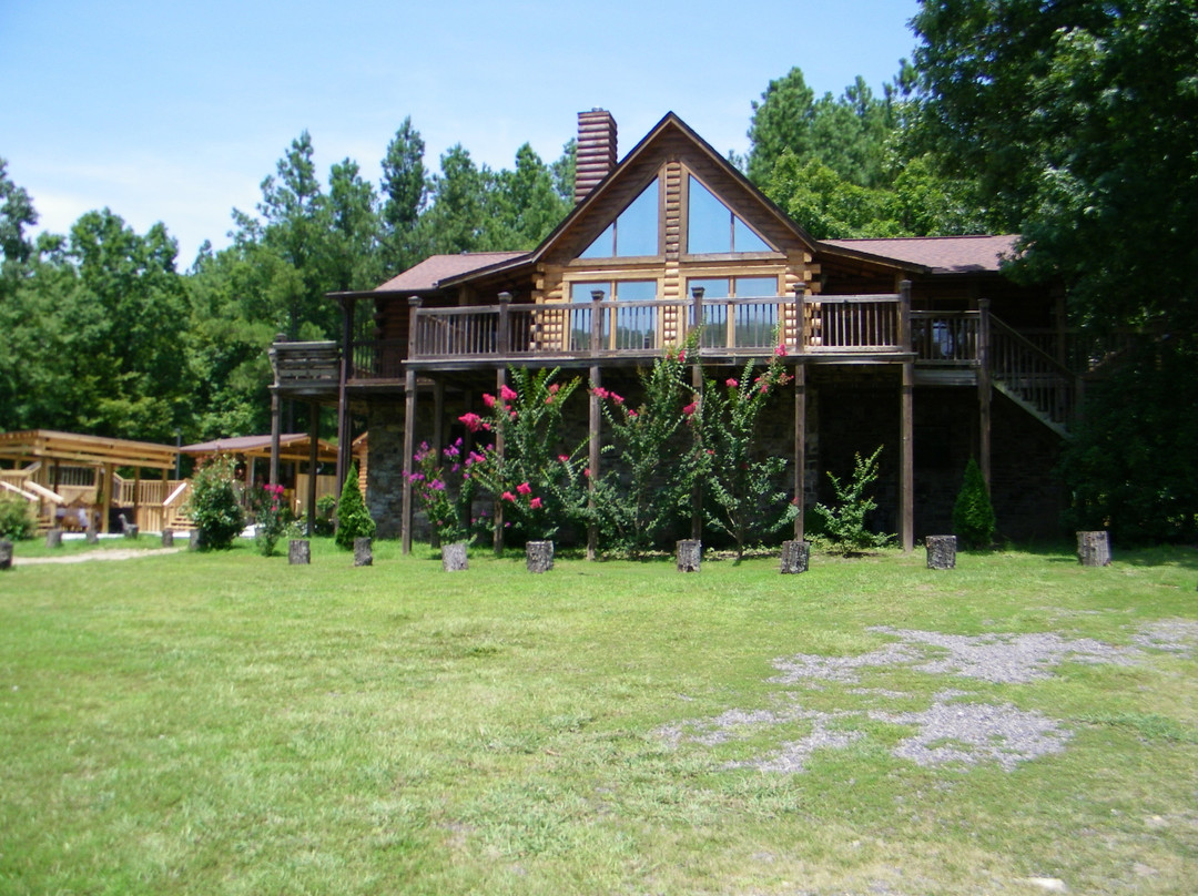 Bismarck酒店住宿-Knotty And Nice Cabins, Inc.