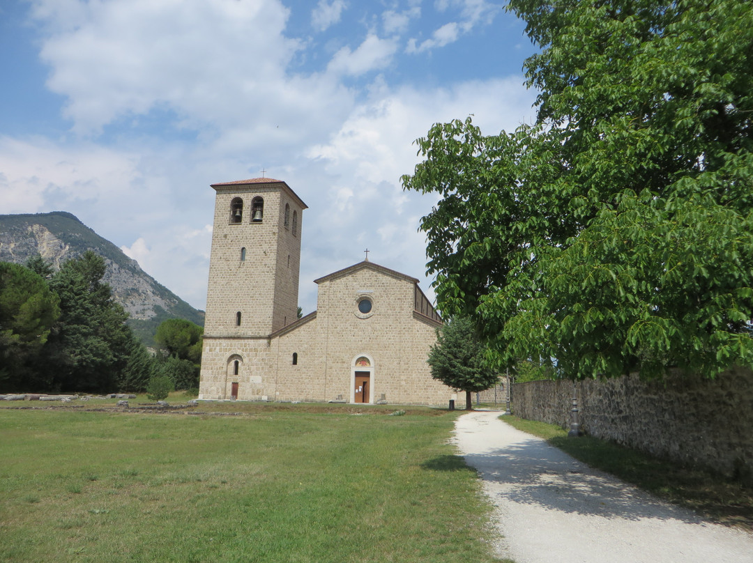Basilica di San Vincenzo Maggiore景点图片