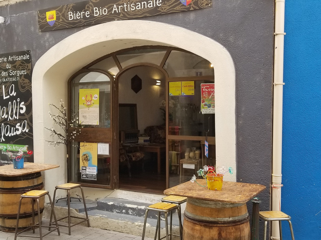 Brasserie Artisanale du Pays des Sorgues-索格岛必去景点