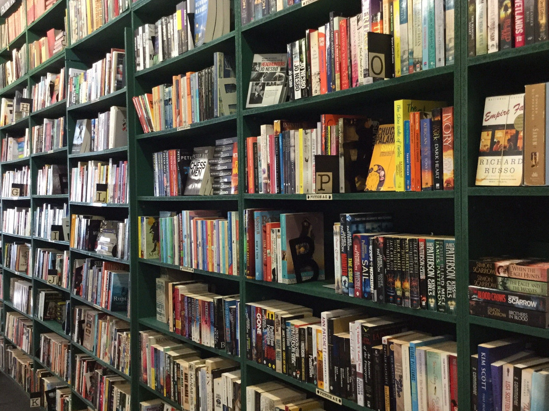 Elizabeth's Bookshops-新镇必去景点