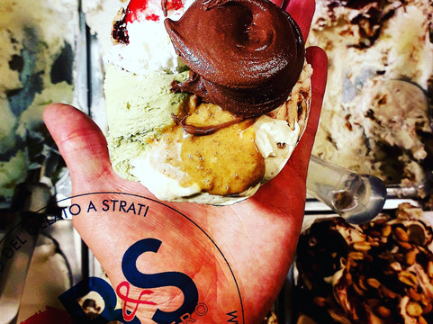 Baci Sottozero主图