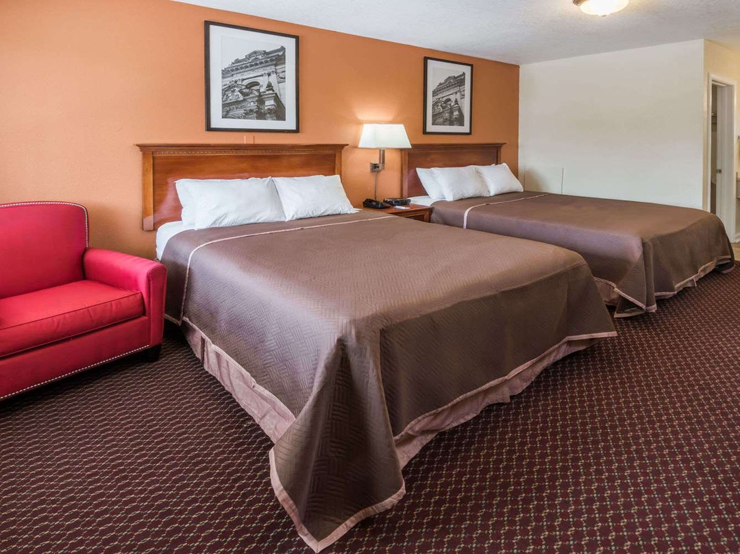 Grove City Travel Inn By Oyo Columbus South主图