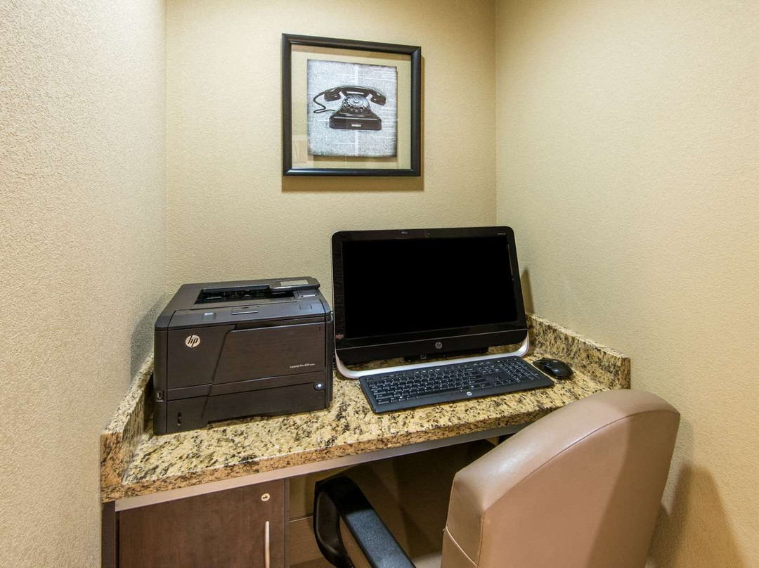 Microtel Inn & Suites by Wyndham North Canton主图