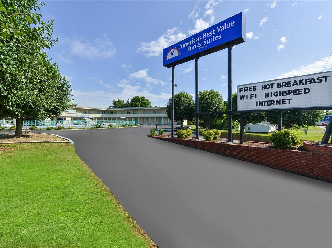 Americas Best Value Inn & Suites South Boston主图