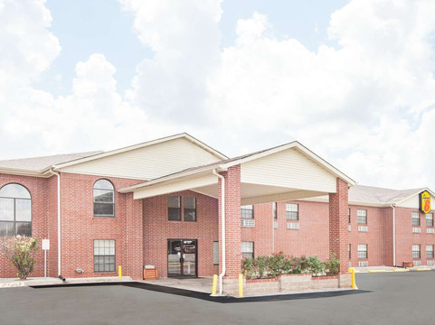 怀特霍尔速8酒店主图