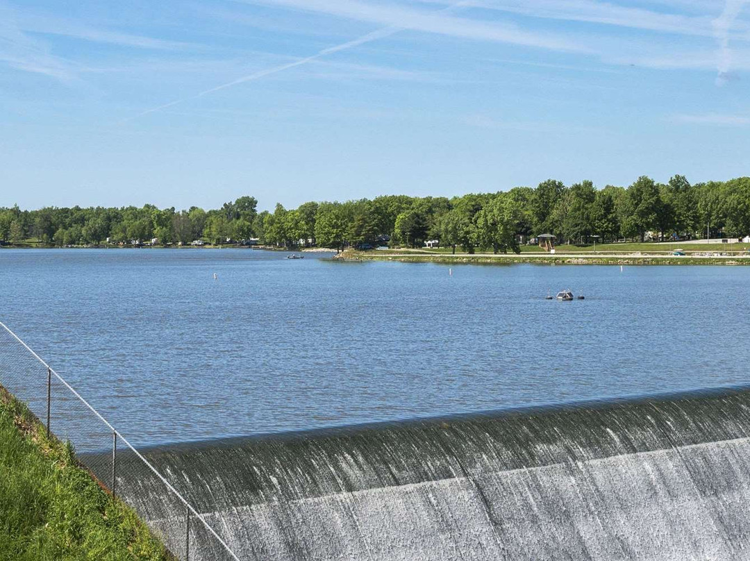 Super 8 by Wyndham Taylorville IL主图