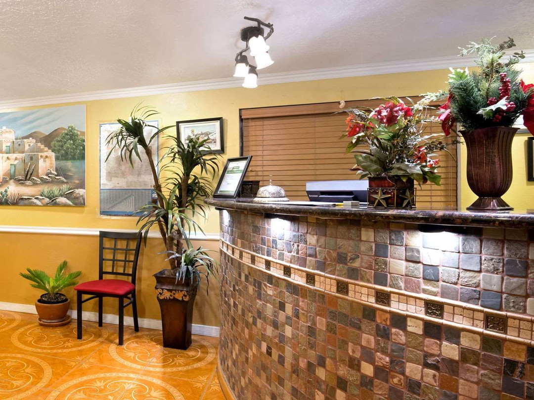 Super 8 by Wyndham Alamogordo主图