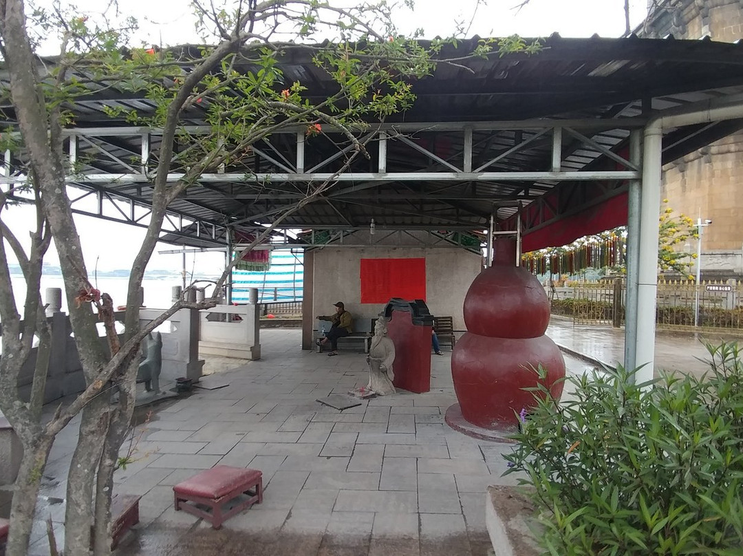 凤凰塔景点图片