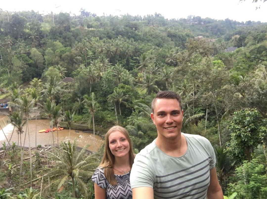 Grand Royal Vacation Bali-克隆孔必去景点