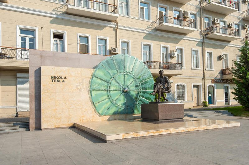 Nicola Tesla Monument-巴库必去景点