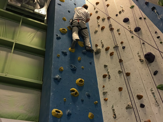 Earth Treks Climbing Centers Golden-戈尔登必去景点