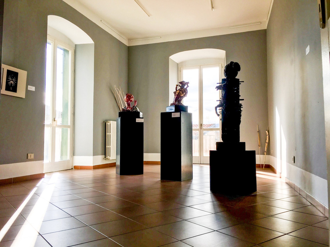 Porta Coeli International Art Gallery & Academy景点图片