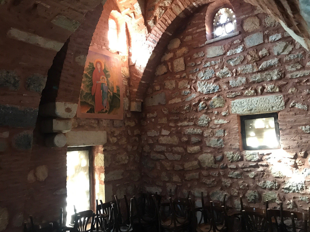 Church of Agia Fotini-Latsia必去景点