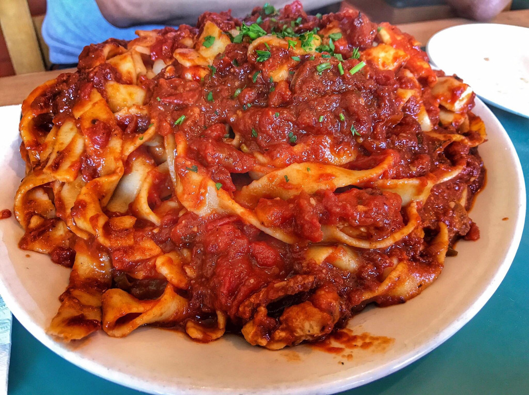 本那比餐馆和美食-Anton's Pasta Bar