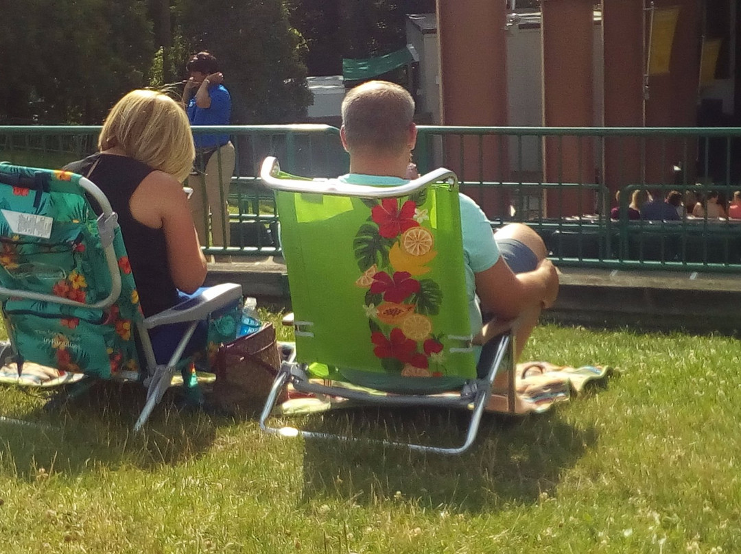 Meadow Brook Amphitheatre-罗切斯特山必去景点