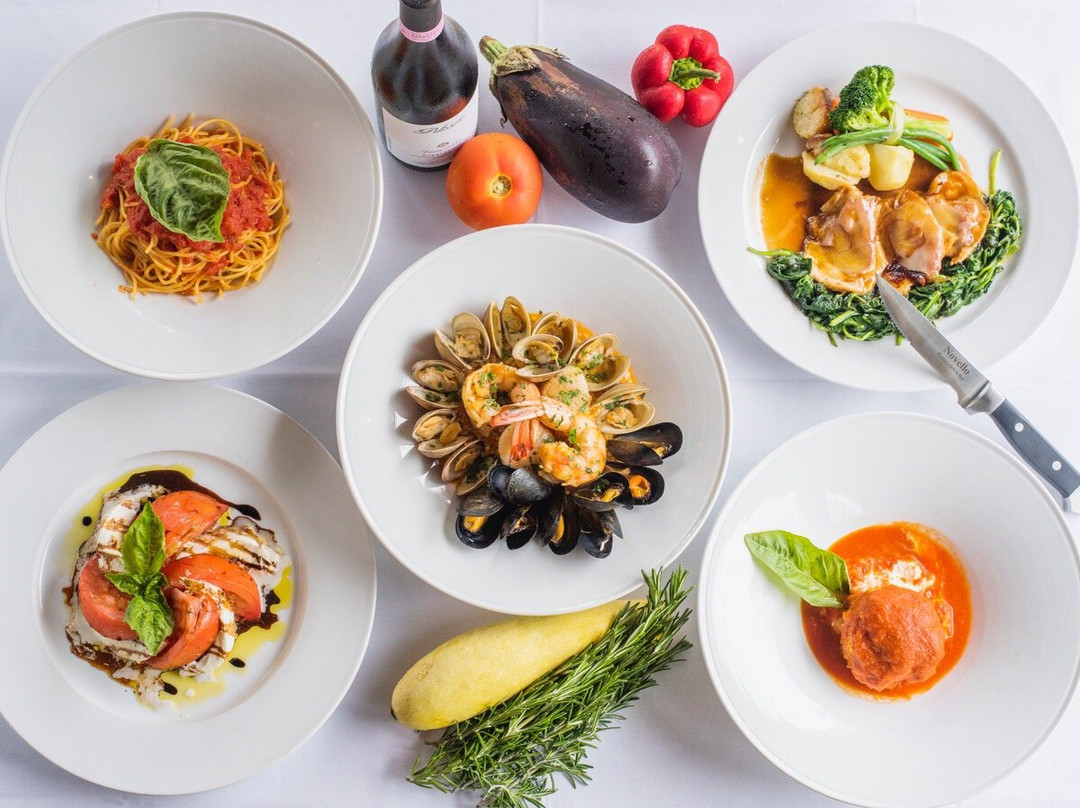 Novello Restaurant & Bar