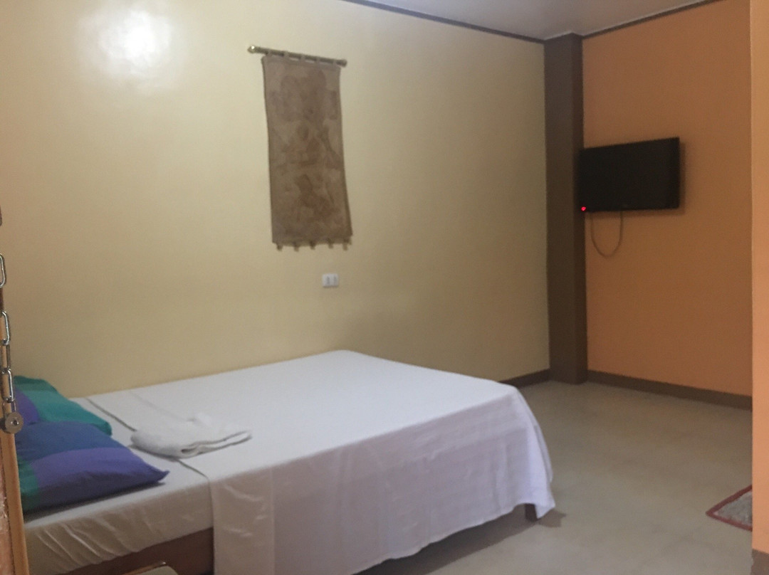 Baywalk Garden Pension House主图