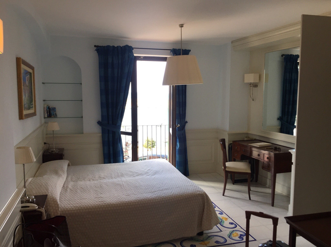 Licosa酒店住宿-Residenza d'Epoca La Corallina