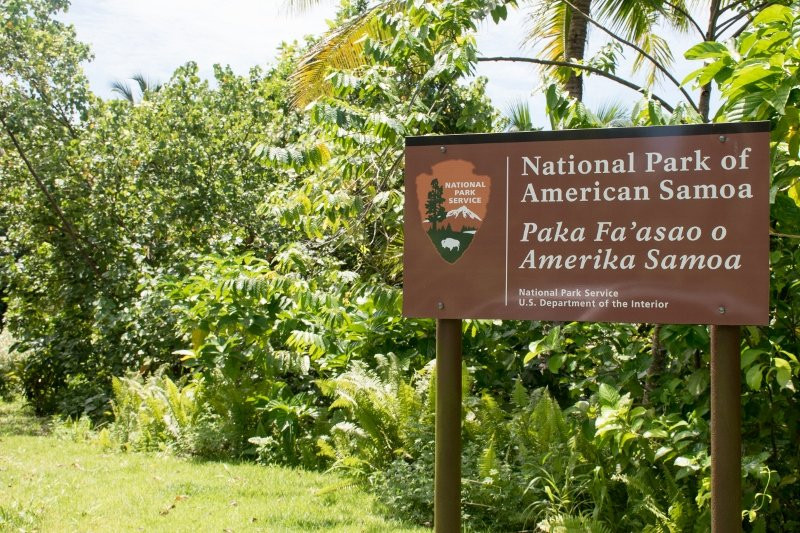 National Park of American Samoa Breakers Point Trail景点图片