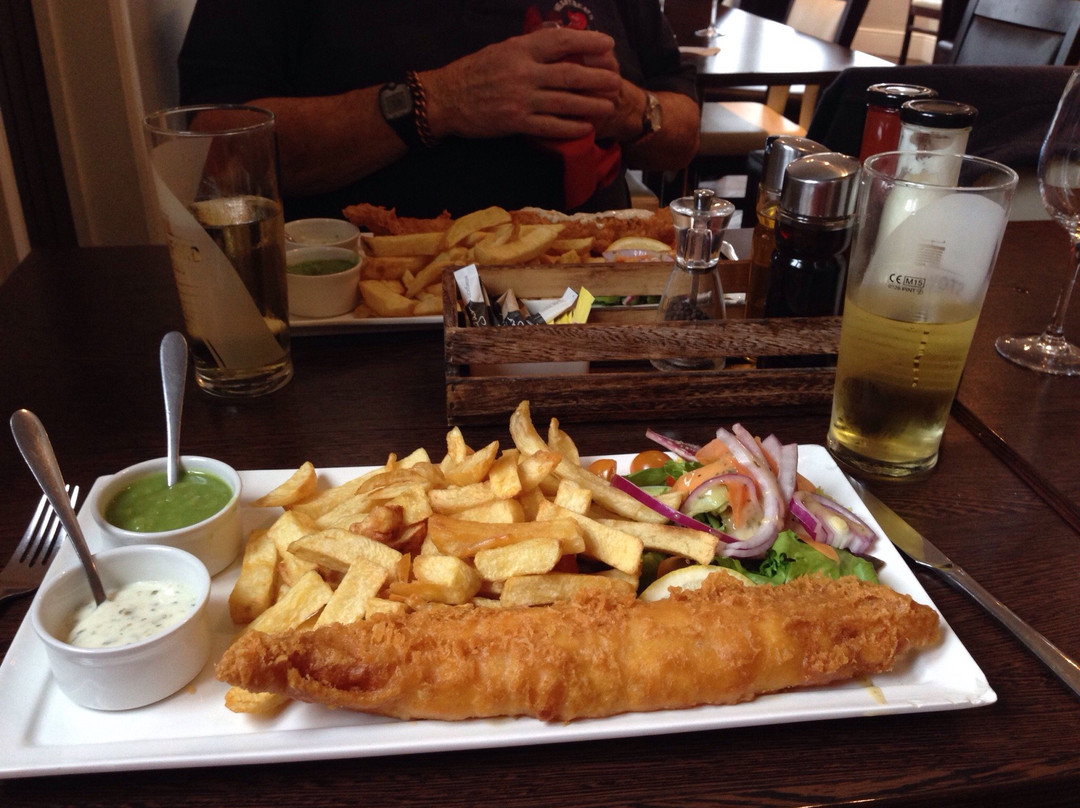 Queens Fish & Chips Restaurant