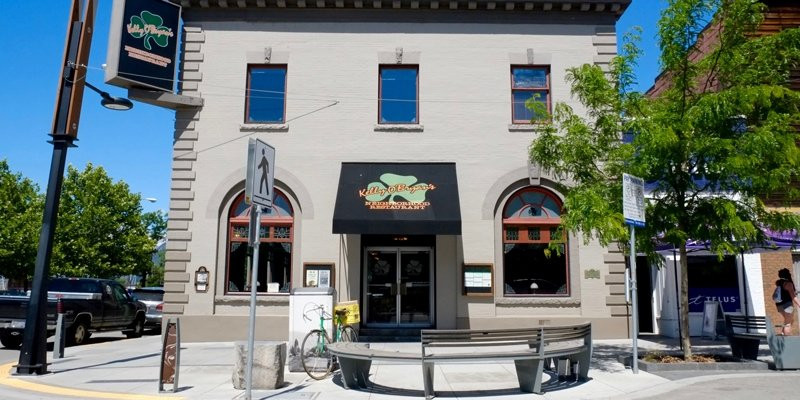 Kelly & Carlos O'bryan's