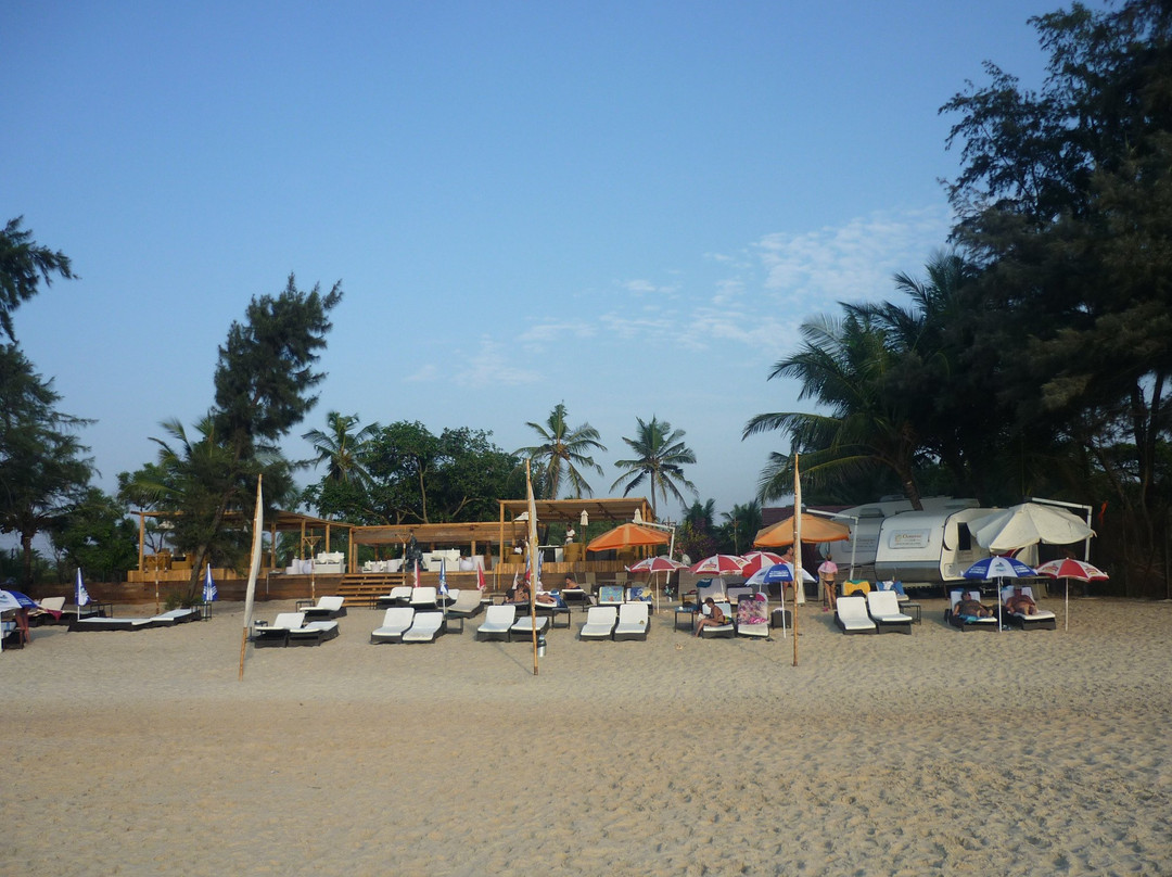 Champions Beach Club-卡维洛辛必去景点