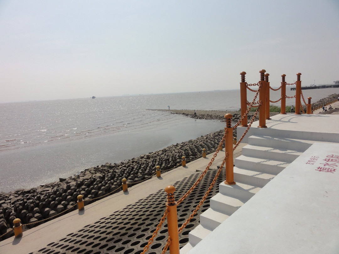 南门沿江景观大堤-崇明县必去景点