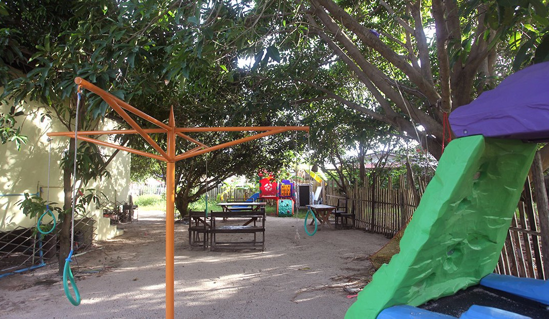 Playground and Cafe景点图片