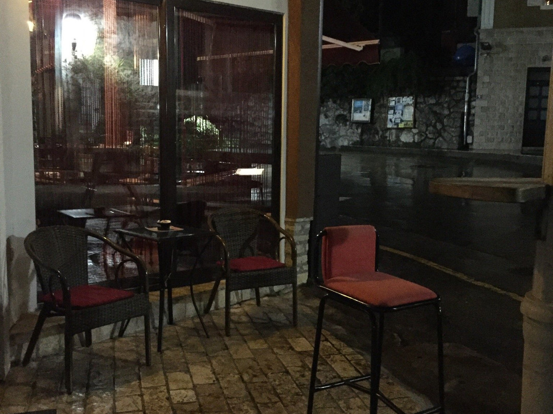 Touch Club Pizzeria