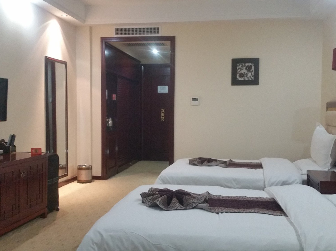 祁连山大酒店主图