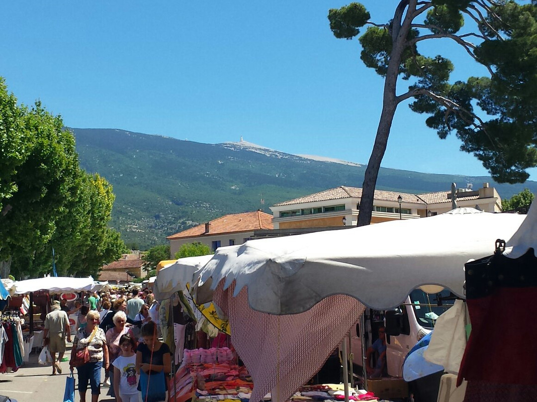 Marche Provencal-Bedoin必去景点