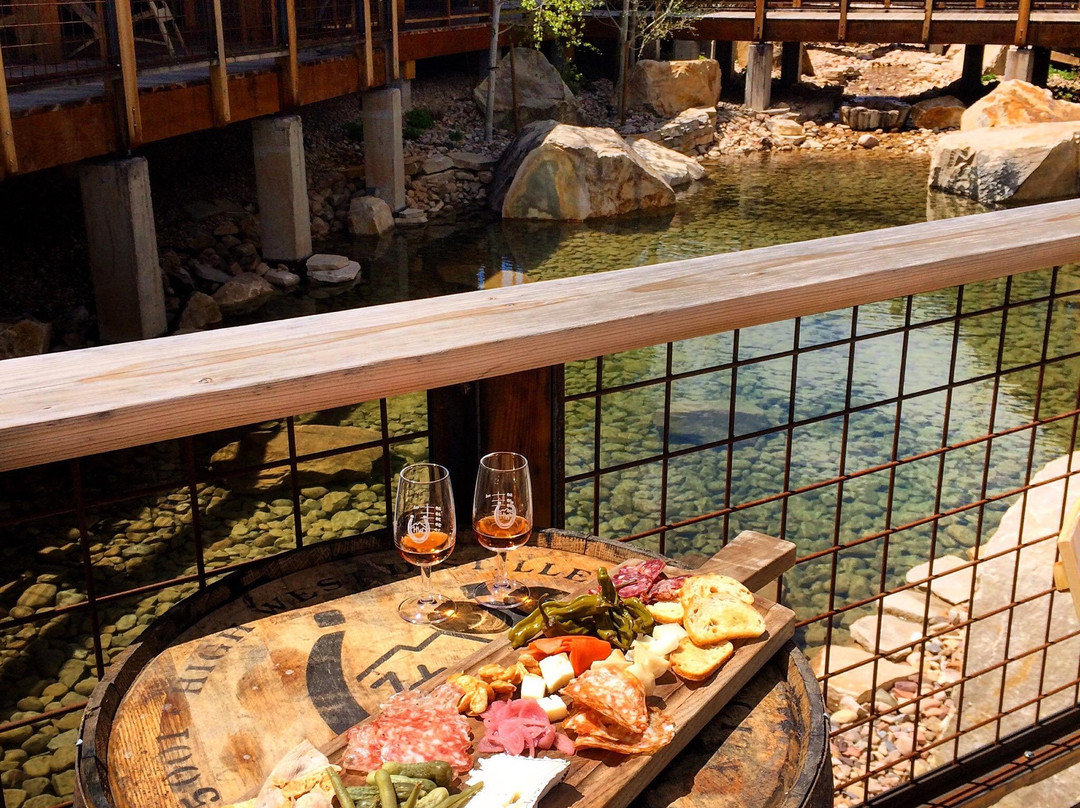 Henefer餐馆和美食-Refectory at High West Distillery