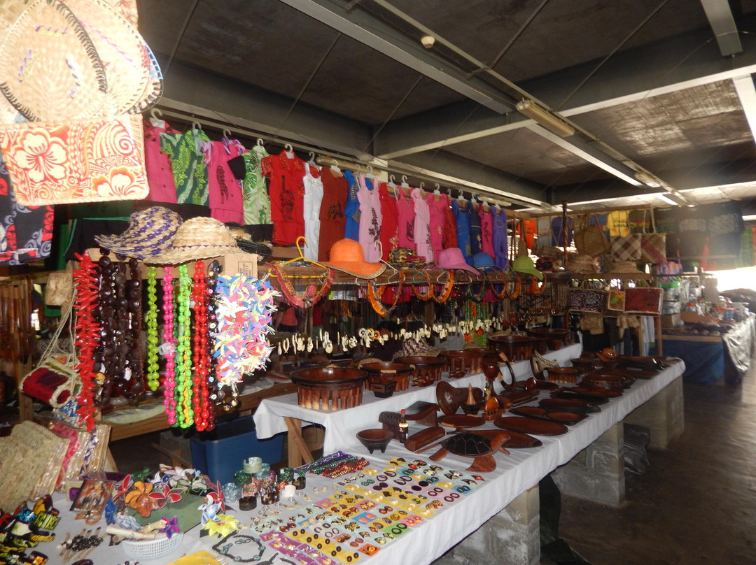 Salelologa Market景点图片