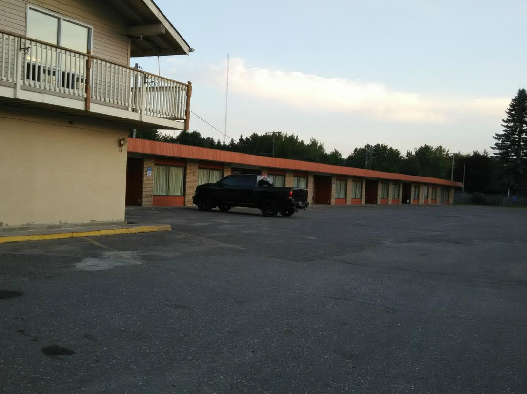 Northshore Wayside Inn主图