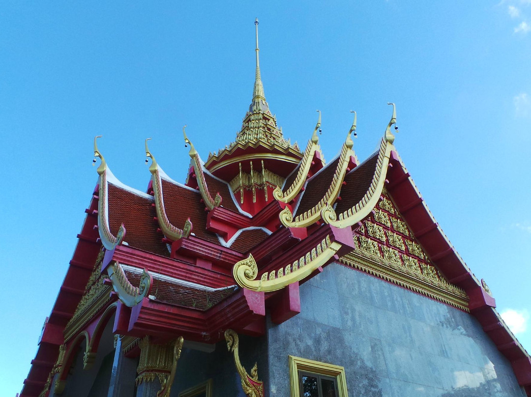 Wat Pha Tak Suea景点图片