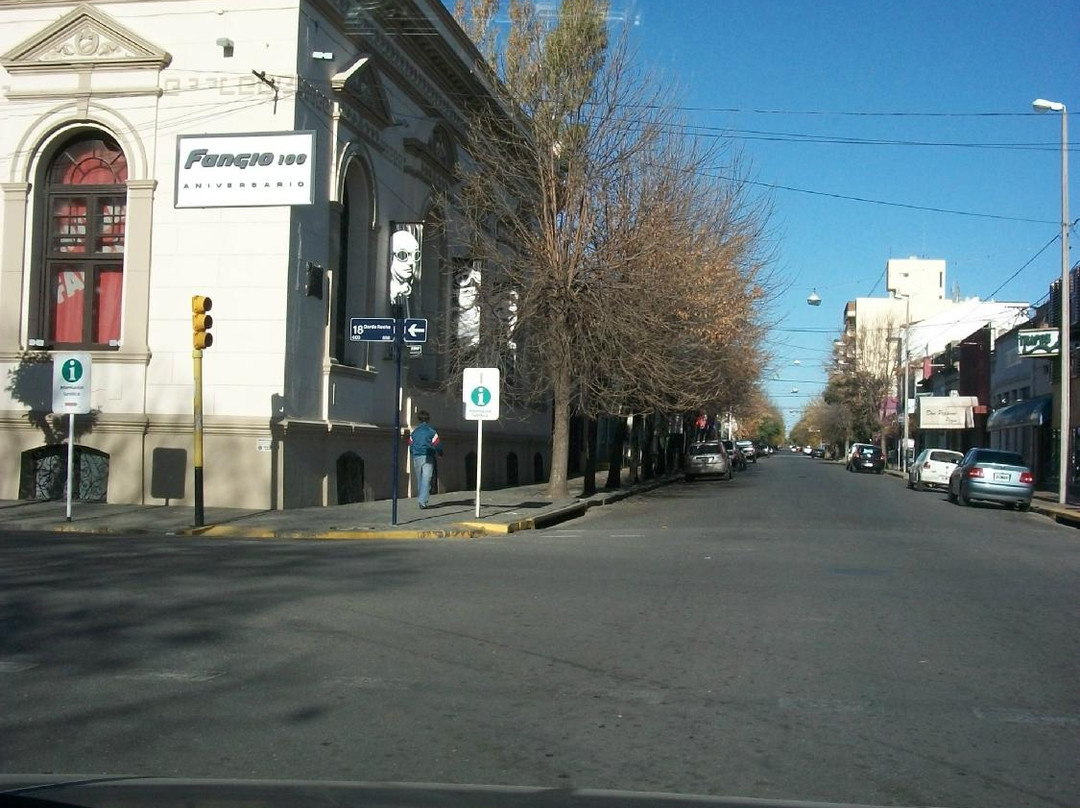 Balcarce酒店住宿-Complejo de la Plaza