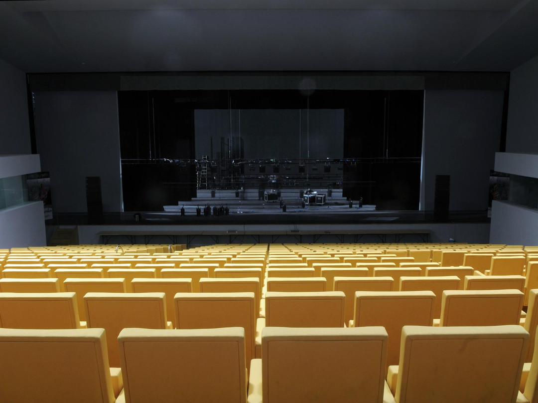 Auditorium Theatre Revellin-Ceuta必去景点