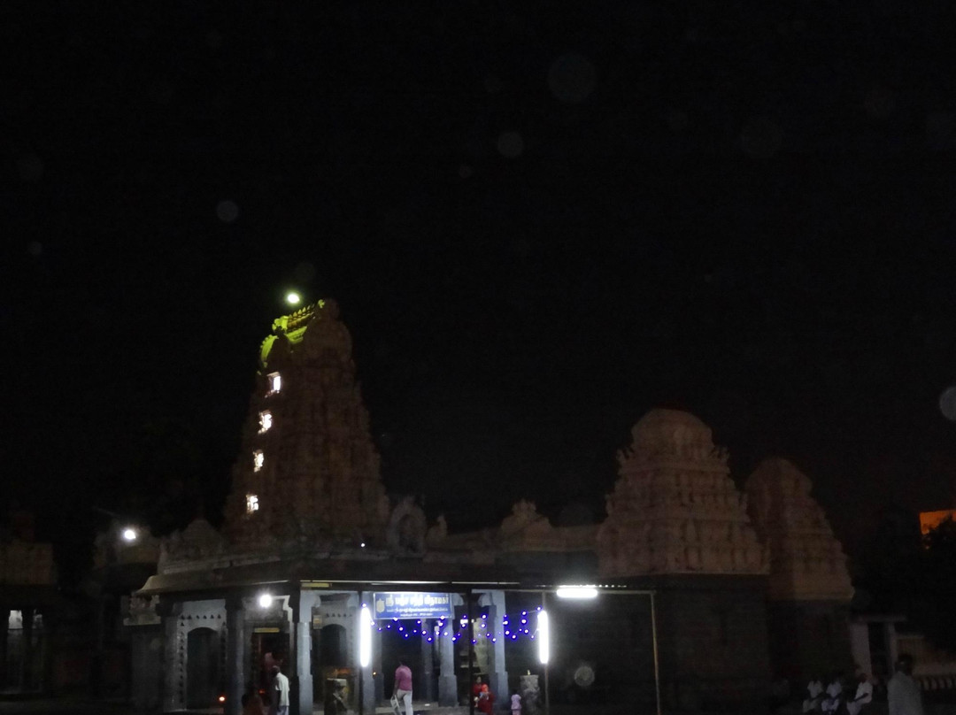 Kachapeshwarar Temple-甘吉布勒姆必去景点