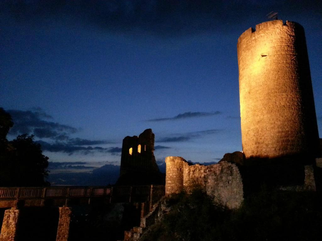 Burgruine Wolfstein-Neumarkt in der Oberpfalz必去景点