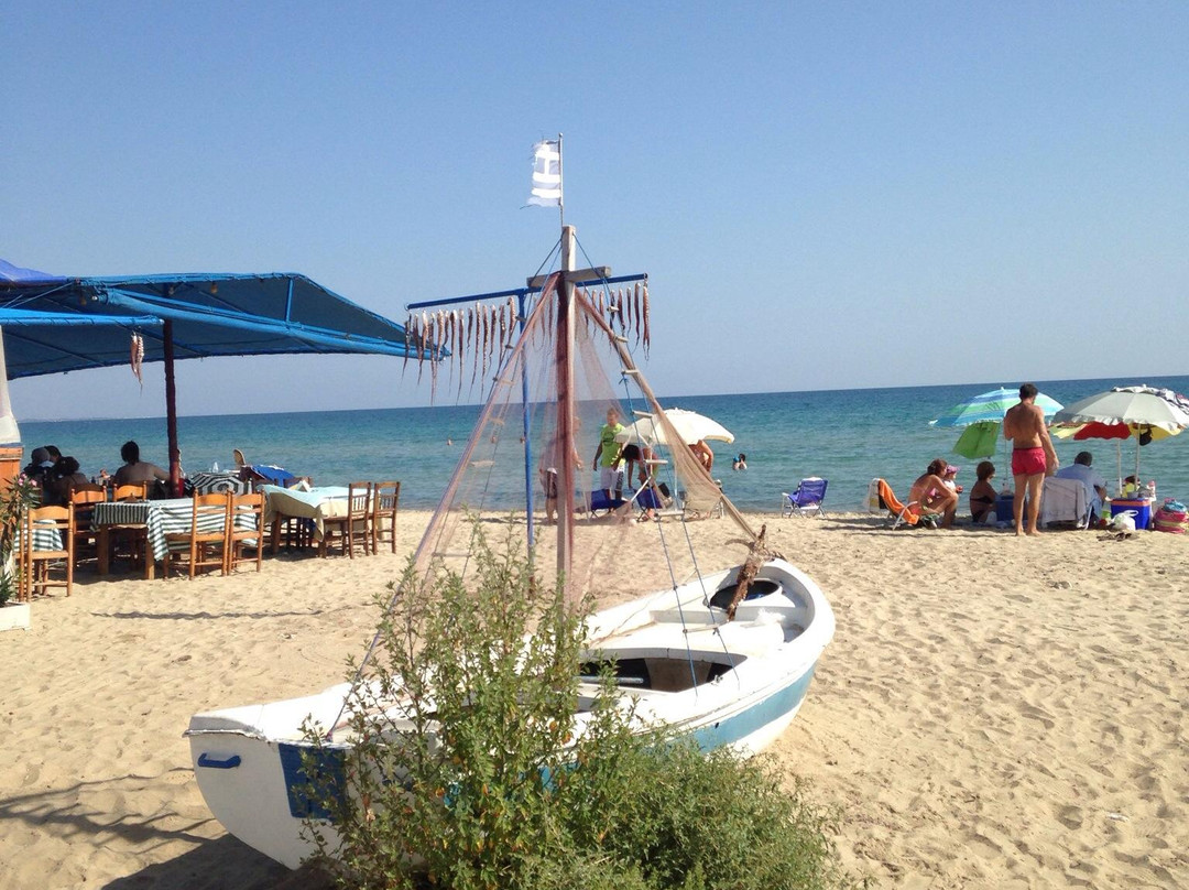 Potamos Beach景点图片