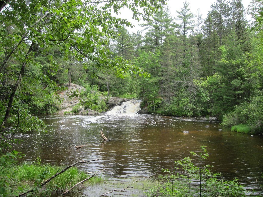 12 Foot Falls County Park-Dunbar必去景点