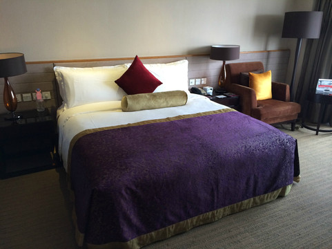 北京新云南皇冠假日酒店主图