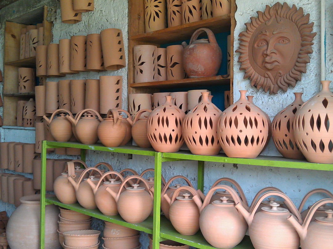 Red Clay Pottery-布里奇顿必去景点