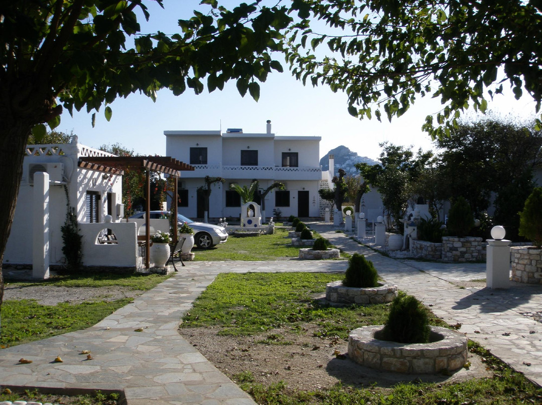 Studios Avra