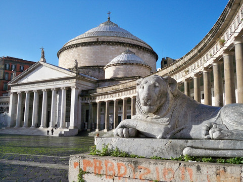平民表决广场-那不勒斯必去景点