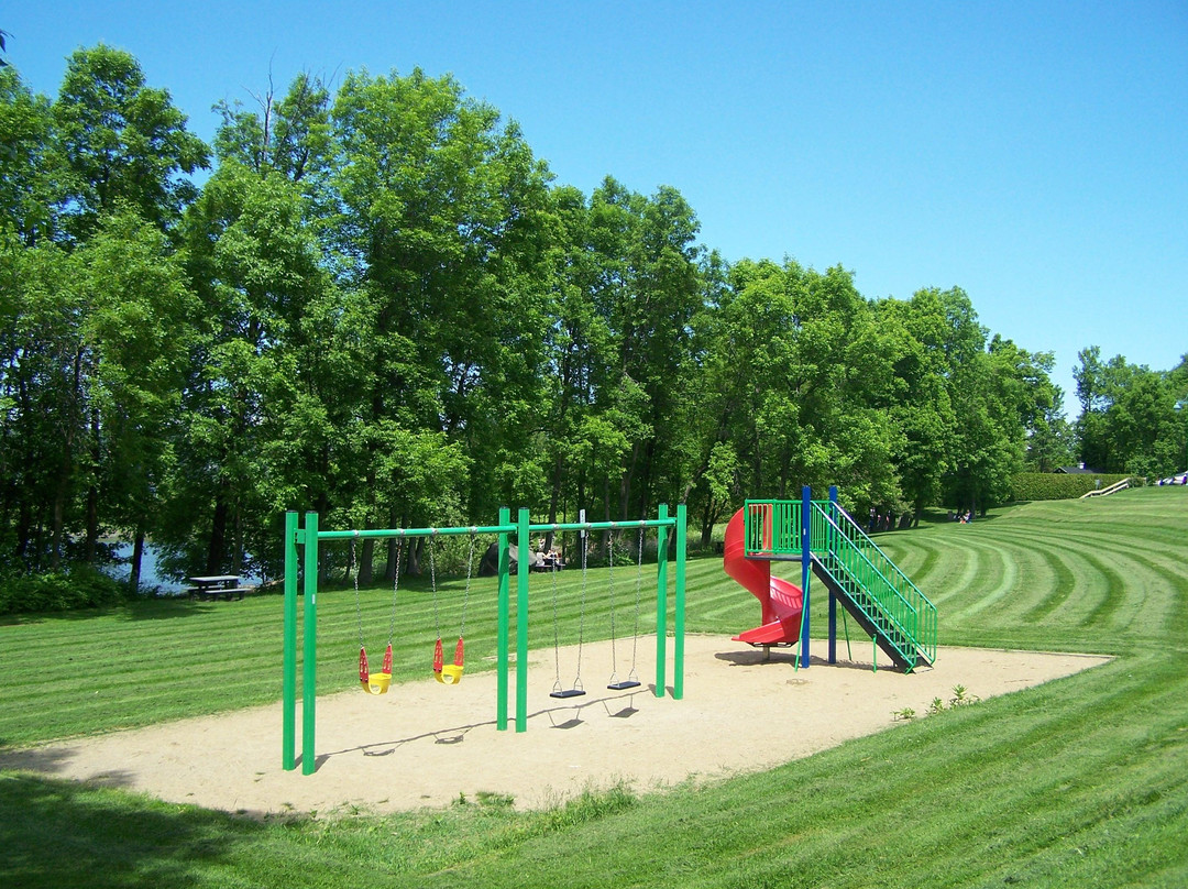 Le quartier St-Romuald-李维斯必去景点