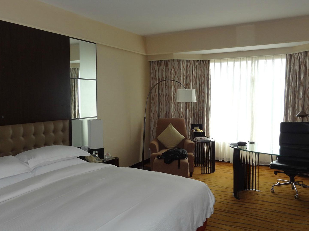 静安昆仑大酒店主图