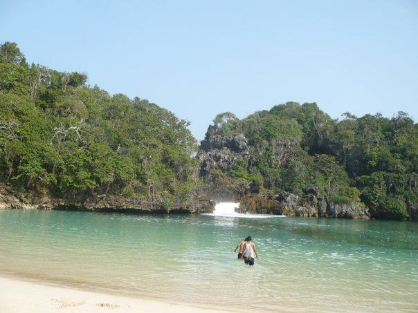 Sempu Island景点图片
