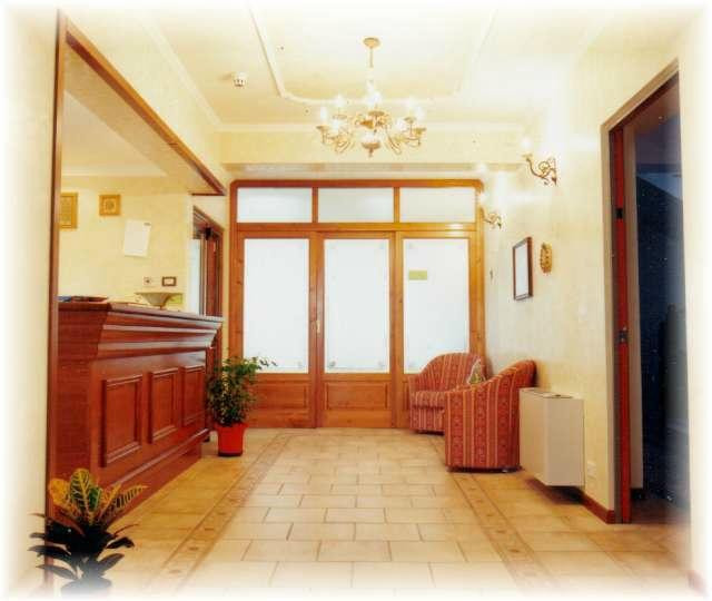 Castel del Giudice酒店住宿-Hotel Due Monti